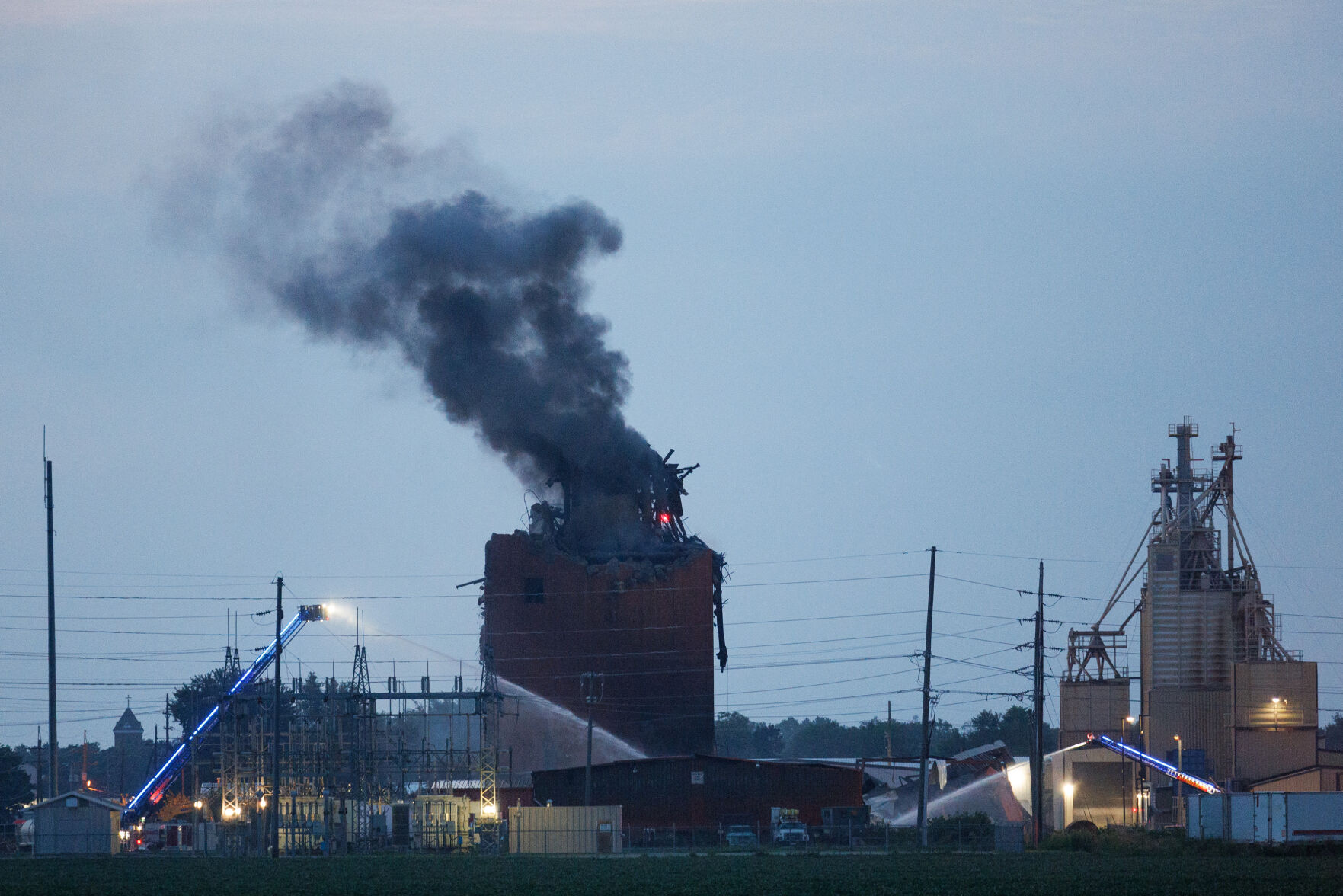 073025-owh-new-fremontexplosion-nf-21.JPG
